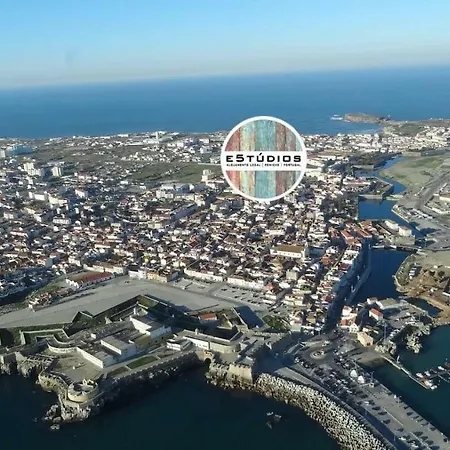 E5tudio Esq. דירה